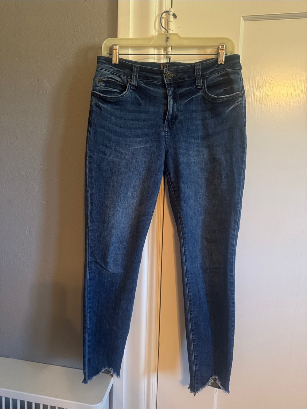 Dark Blue Women's Kut from the Kloth skinny ankle jeans